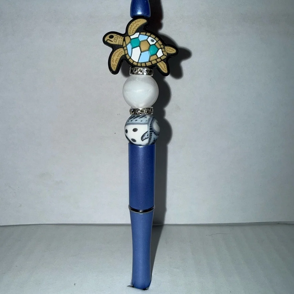 Handmade Beaded Pen- Blue Sea Turtle Design with silicone beads